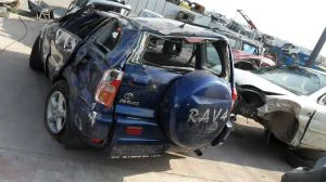 HURDA TOYOTA RAV4 2001 MODEL 2.0 BENZİN DÜZ VİTES