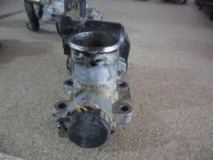 TOYOTA COROLLA 2006 ÇIKMA HASARLI BOĞAZ KELEBEĞİ GÖVDESİ 2005 - 2006 - 2007 Arası Modellerle Uyumludur
