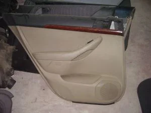 TOYOTA AVENSIS 2004 ÇIKMA SOL ARKA KAPI DÖŞEMESİ 2002 - 2003 - 2004 - 2005 - 2006 Arası Modellerle Uyumludur