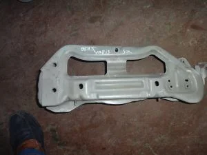 TOYOTA YARIS 2013 ÇIKMA HAFİF HASARLI ÖN PANEL SOL PARÇASI 2012 - 2013 - 2014 - 2015 - 2016 - 2017 Arası Modellerle Uyumludur