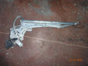TOYOTA COROLLA 2014 ÇIKMA SAĞ ÖN CAM MOTORU 2013 - 2014 - 2015 - 2016 Arası Modellerle Uyumludur