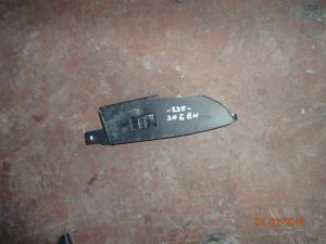 TOYOTA COROLLA 2014 ÇIKMA SAĞ ÖN CAM DÜĞMESİ PLASTİK ÇERÇEVESİ 2013 - 2014 - 2015 - 2016 Arası Modellerle Uyumludur