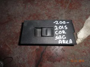 TOYOTA COROLLA 2014 ÇIKMA SAĞ ARKA CAM DÜĞMESİ 2013 - 2014 - 2015 - 2016 Arası Modellerle Uyumludur