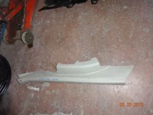TOYOTA COROLLA 2012 ÇIKMA SOL ARKA ALT DİREK PLASTİĞİ 2011 - 2012 - 2013 Arası Modellerle Uyumludur