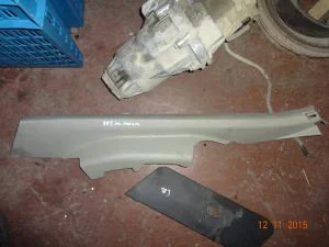 TOYOTA COROLLA 2012 ÇIKMA SOL ARKA ALT DİREK PLASTİĞİ 2011 - 2012 - 2013 Arası Modellerle Uyumludur
