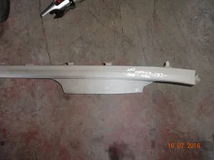 TOYOTA COROLLA 2012 ÇIKMA SAĞ ARKA ALT DİREK PLASTİĞİ 2011 - 2012 - 2013 Arası Modellerle Uyumludur