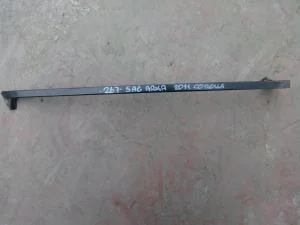 TOYOTA COROLLA 2012 ÇIKMA SAĞ ARKA KAPI İÇ DEMİRİ 2011 - 2012 - 2013 Arası Modellerle Uyumludur