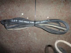 TOYOTA COROLLA 2012 ÇIKMA SAĞ ARKA KAPI FİTİLİ 2011 - 2012 - 2013 Arası Modellerle Uyumludur