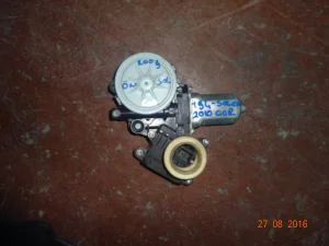 TOYOTA COROLLA 2008 ÇIKMA SOL ÖN CAM MOTORU 2007 - 2008 - 2009 - 2010 Arası Modellerle Uyumludur