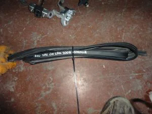 TOYOTA COROLLA 2008 ÇIKMA SAĞ ÖN CAM FİTİLİ 2007 - 2008 - 2009 - 2010 Arası Modellerle Uyumludur