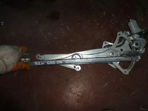 TOYOTA COROLLA 2008 ÇIKMA SAĞ ÖN CAM MOTORU 2007 - 2008 - 2009 - 2010 Arası Modellerle Uyumludur