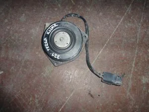 TOYOTA COROLLA 1999 ÇIKMA KLİMA FANI MOTORU 1999 - 2000 Arası Modellerle Uyumludur
