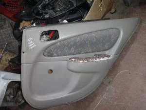 TOYOTA COROLLA 1999 ÇIKMA SAĞ ARKA KAPI DÖŞEMESİ MANUEL TİP 1999 - 2000 Arası Modellerle Uyumludur