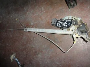 TOYOTA COROLLA 1999 ÇIKMA SOL ARKA KAPI KİLİT MOTORU 1999 - 2000 Arası Modellerle Uyumludur