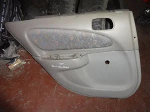 TOYOTA COROLLA 1999 ÇIKMA SOL ARKA KAPI DÖŞEMESİ MANUEL TİP 1999 - 2000 Arası Modellerle Uyumludur