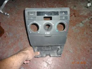 TOYOTA COROLLA 2006 ÇIKMA KALORİFER KONTROL PANELİ ÇERÇEVESİ 2005 - 2006 - 2007 Arası Modellerle Uyumludur