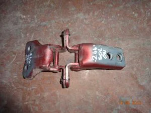 TOYOTA COROLLA 2006 ÇIKMA SOL ÖN ALT KAPI MENTEŞESİ 2005 - 2006 - 2007 Arası Modellerle Uyumludur