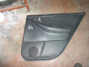 TOYOTA COROLLA 2006 ÇIKMA SAĞ ARKA CAM DÜĞMESİ PLASTİK ÇERÇEVESİ 2005 - 2006 - 2007 Arası Modellerle Uyumludur