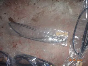 TOYOTA COROLLA 1995 ÇIKMA SAĞ ÖN CAM FİTİLİ 1993 - 1994 - 1995 - 1996 - 1997 - 1998 Arası Modellerle Uyumludur