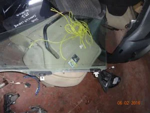 TOYOTA COROLLA 2004 ÇIKMA SAĞ ÖN CAM 2002 - 2003 - 2004 - 2005 - 2006 - 2007 Arası Modellerle Uyumludur