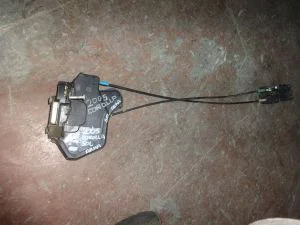 TOYOTA COROLLA 2004 ÇIKMA SOL ARKA KAPI KİLİDİ 2002 - 2003 - 2004 - 2005 - 2006 - 2007 Arası Modellerle Uyumludur