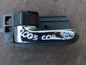 TOYOTA COROLLA 2004 ÇIKMA SOL ÖN KAPI İÇ AÇMA KOLU 2002 - 2003 - 2004 - 2005 - 2006 - 2007 Arası Modellerle Uyumludur