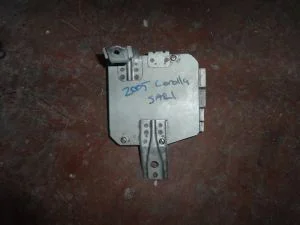 TOYOTA COROLLA 2006 ÇIKMA DİREKSİYON BEYİNİ 2005 - 2006 - 2007 Arası Modellerle Uyumludur