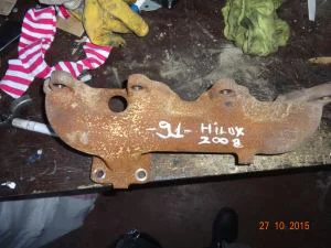 TOYOTA HILUX 2008 ÇIKMA EKZOS MANİFOLDU 2006 - 2007 - 2008 - 2009 Arası Modellerle Uyumludur
