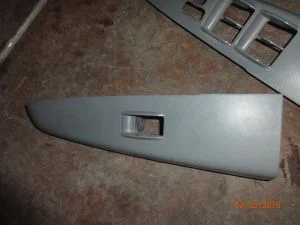 TOYOTA HILUX 2007 ÇIKMA SAĞ ÖN CAM DÜĞMESİ PLASTİK ÇERÇEVESİ 2006 - 2007 - 2008 - 2009 - 2010 - 2011 Arası Modellerle Uyumludur