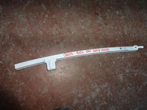 TOYOTA HILUX 2017 ÇIKMA SOL ÖN KAPI İÇ DEMİRİ 2016 - 2017 - 2018 - 2019 Arası Modellerle Uyumludur