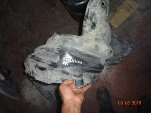 TOYOTA HILUX 2014 ÇIKMA SAĞ ÖN ÇAMURLUK DAVLUMBAZI 2012 - 2013 - 2014 - 2015 Arası Modellerle Uyumludur