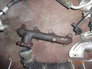 TOYOTA HILUX 2014 ÇIKMA EKZOS MANİFOLDU 2012 - 2013 - 2014 - 2015 Arası Modellerle Uyumludur