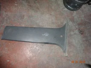 TOYOTA HILUX 2014 ÇIKMA SOL ALT ORTA DİREK PLASTİĞİ 2012 - 2013 - 2014 - 2015 Arası Modellerle Uyumludur