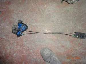 TOYOTA AVENSIS 2004 ÇIKMA SAĞ ÖN KAPI KİLİDİ 2002 - 2003 - 2004 - 2005 - 2006 Arası Modellerle Uyumludur