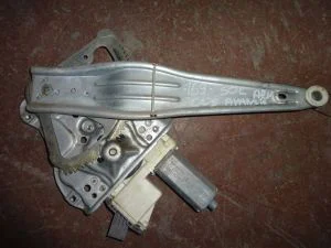 TOYOTA AVENSIS 2004 ÇIKMA SOL ARKA CAM KİRKOSU 2002 - 2003 - 2004 - 2005 - 2006 Arası Modellerle Uyumludur