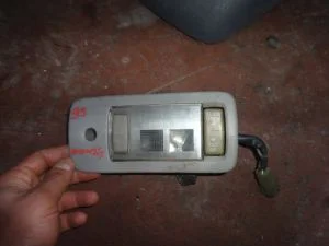 TOYOTA AVENSIS 1999 ÇIKMA ARKA TAVAN LAMBASI 1999 - 2000 Arası Modellerle Uyumludur
