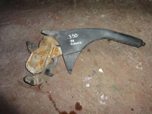 TOYOTA AVENSIS 1999 ÇIKMA EL FREN TABANCASI 1999 - 2000 Arası Modellerle Uyumludur