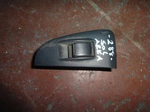TOYOTA AVENSIS 2007 ÇIKMA SOL ARKA CAM DÜĞMESİ PLASTİK ÇERÇEVESİ 2007 - 2008 - 2009 Arası Modellerle Uyumludur