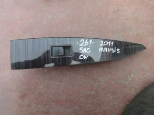 TOYOTA AVENSIS 2013 ÇIKMA SAĞ ÖN CAM DÜĞMESİ 2013 - 2014 Arası Modellerle Uyumludur