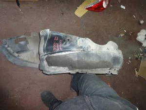 TOYOTA AVENSIS 2007 ÇIKMA SOL ÖN ÇAMURLUK DAVLUMBAZI 2007 - 2008 - 2009 Arası Modellerle Uyumludur