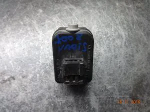 TOYOTA YARIS 2008 ÇIKMA FAR MOTORU 2006 - 2007 - 2008 - 2009 - 2010 - 2011 Arası Modellerle Uyumludur