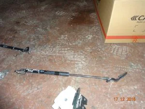 TOYOTA YARIS 2013 ÇIKMA SAĞ BAGAJ AMORTÜSÖRÜ 2012 - 2013 - 2014 - 2015 - 2016 - 2017 Arası Modellerle Uyumludur