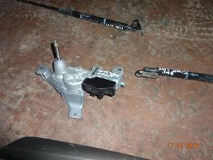 TOYOTA YARIS 2013 ÇIKMA ARKA SİLECEK MOTORU 2012 - 2013 - 2014 - 2015 - 2016 - 2017 Arası Modellerle Uyumludur