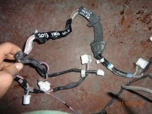 TOYOTA YARIS 2013 ÇIKMA SOL ÖN KAPI TESİSATI 2012 - 2013 Arası Modellerle Uyumludur