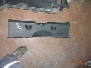 TOYOTA YARIS 2015 ÇIKMA ARKA PANEL ÜSTÜ PLASTİĞİ 2014 - 2015 - 2016 - 2017 Arası Modellerle Uyumludur