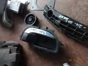 TOYOTA YARIS 2015 ÇIKMA SAĞ ARKA KAPI İÇ AÇMA KOLU 2014 - 2015 - 2016 - 2017 Arası Modellerle Uyumludur