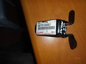 TOYOTA AURIS 2008 ÇIKMA SAĞ ARKA KAPI ALT MENTEŞESİ 2007 - 2008 - 2009 - 2010 - 2011 - 2012 Arası Modellerle Uyumludur