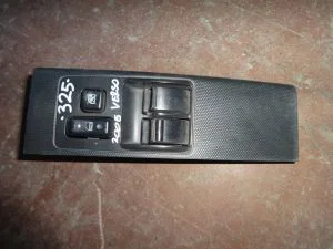 TOYOTA VERSO 2005 ÇIKMA SOL ÖN CAM DÜĞMESİ PLASTİK ÇERÇEVESİ 2004 - 2005 - 2006 - 2007 - 2008 - 2009 Arası Modellerle Uyumludur