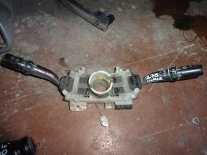 TOYOTA HIACE 2008 ÇIKMA SİLGİ KOLU 2007 - 2008 - 2009 - 2010 Arası Modellerle Uyumludur