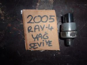 TOYOTA RAV4 2004 ÇIKMA YAĞ SENSÖRÜ 2001 - 2002 - 2003 - 2004 - 2005 - 2006 Arası Modellerle Uyumludur